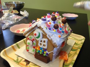 IMG_20141127_133800 (Gingerbread House)